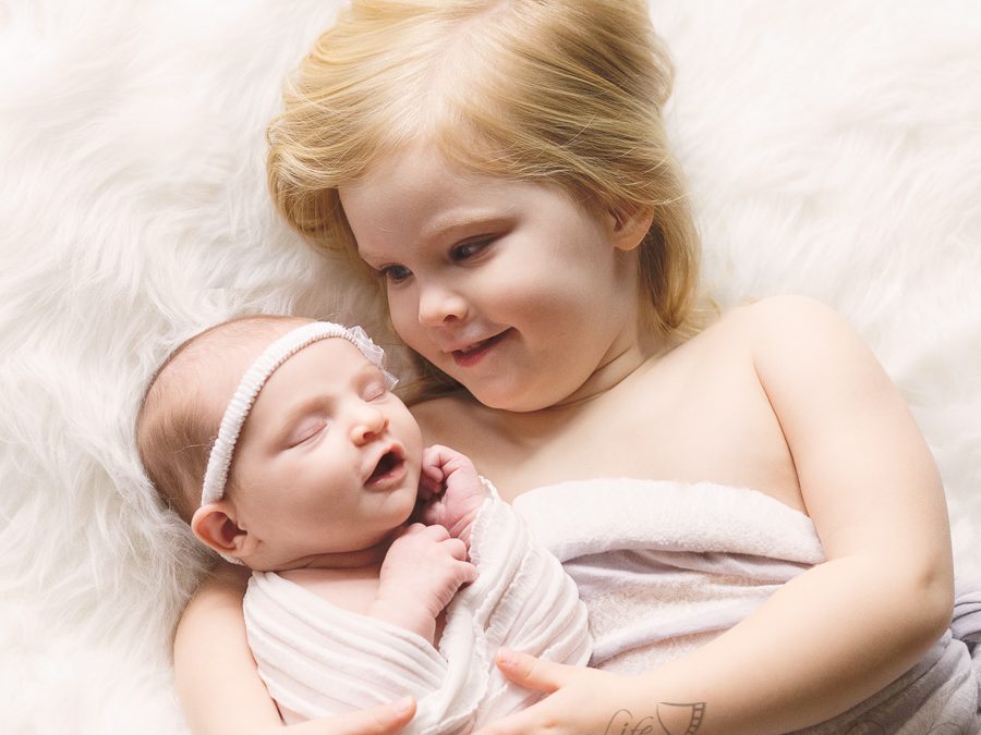 https://www.liferemembered.me/wp-content/uploads/2019/11/Preparing-Kids-for-New-Baby-Sibling-900x675.jpg